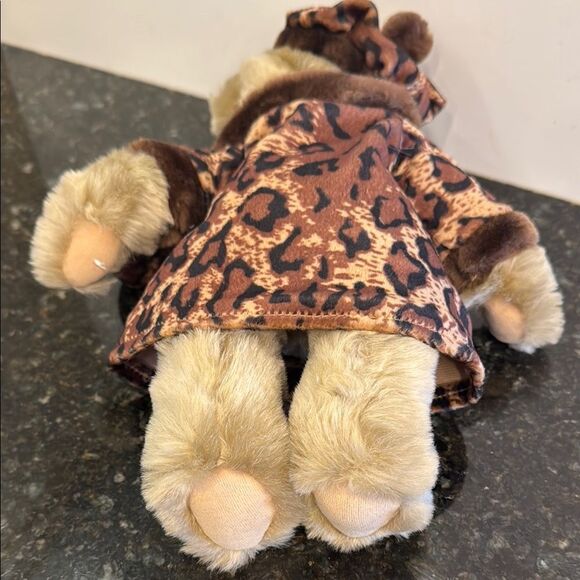 T.C. DAWSON BROWN 13“ JOINTED BROWN BEAR PLUSH FANCY GIRL - Picture 6 of 6